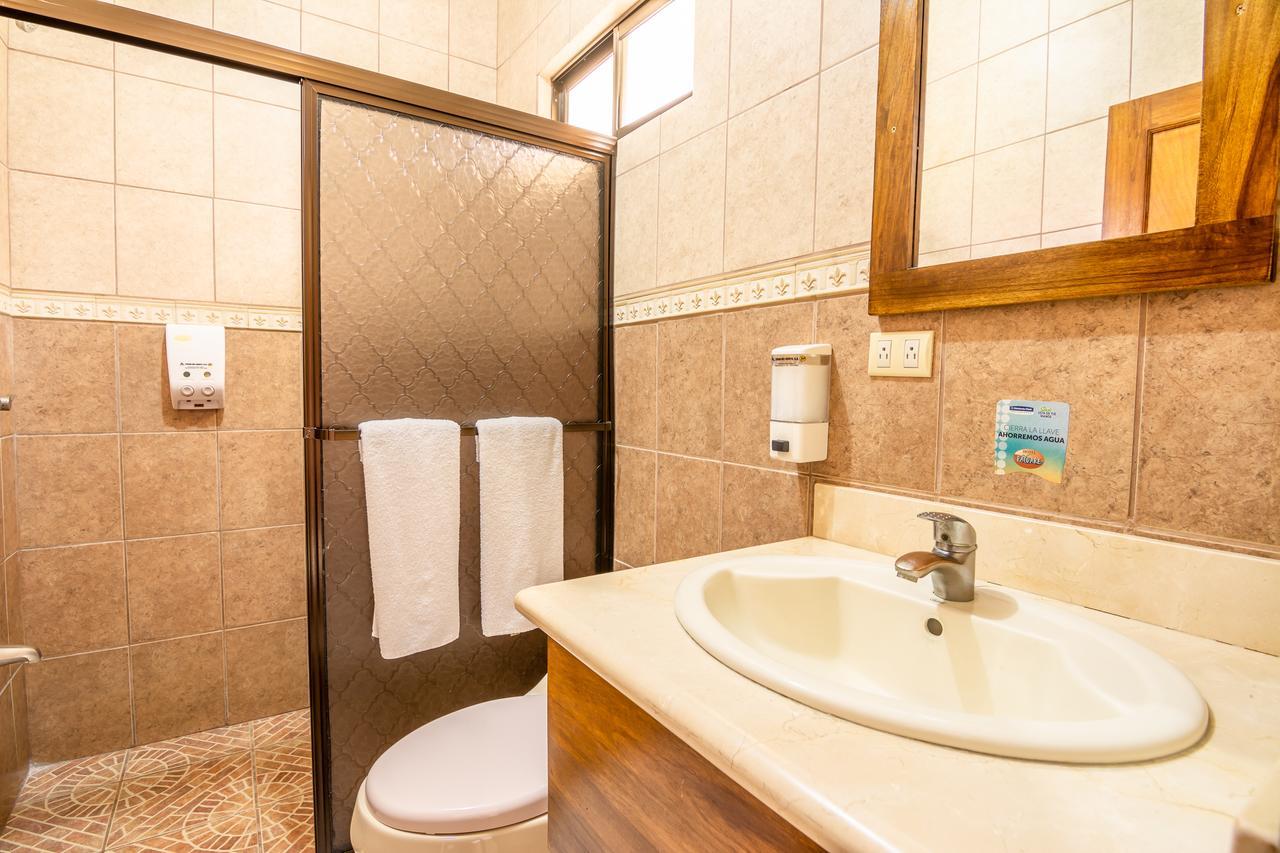Hotel Pacuare Siqurres Da Alegria Esterno foto